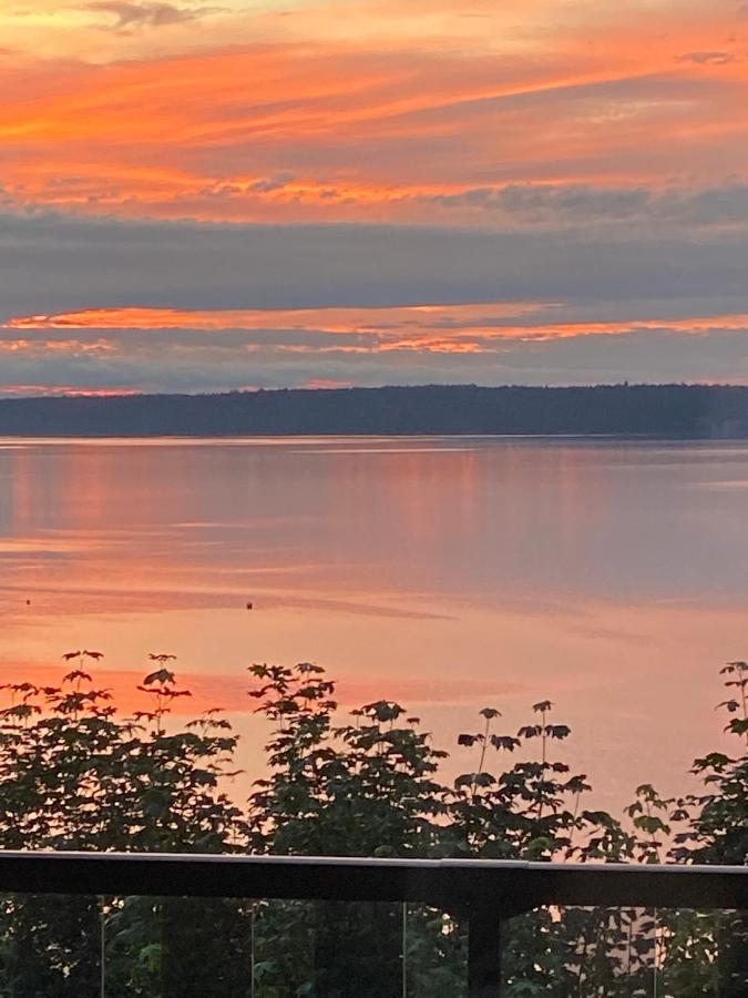 Edgewater Sunrise Apartment Chemainus Extérieur photo